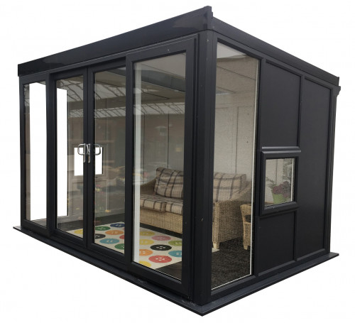 Manhattan Pent 9ft 10in